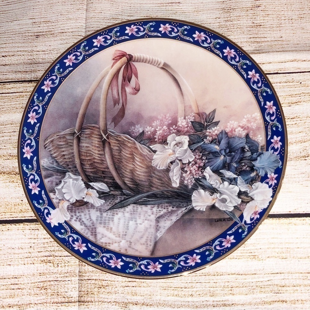 Vintage The Bradford Exchange Irises Collectors Plate From 1992